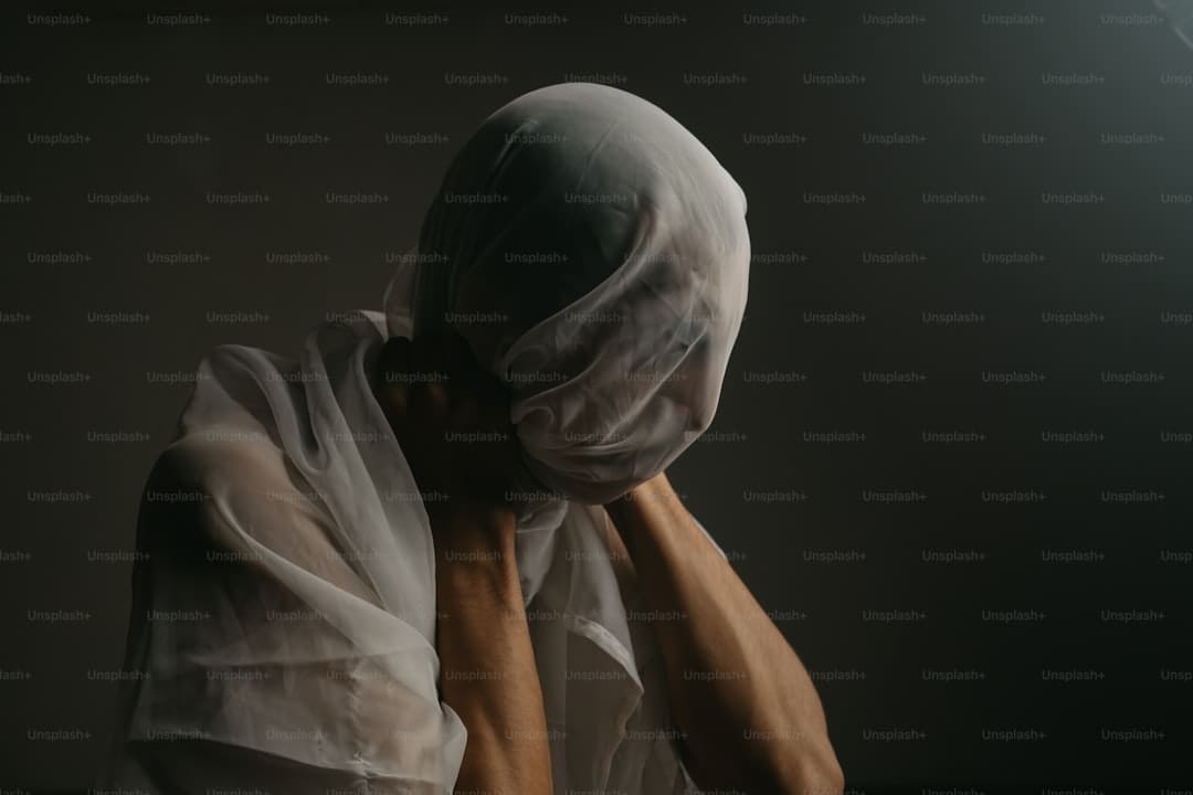 狠!爽!狂!欢!暑期仅有动作违法爽片《捕风追影》首映礼点着观众
